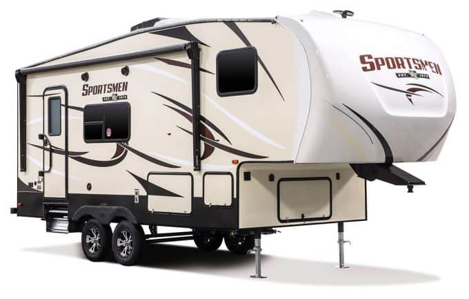 small 5th wheel trails from Sportsmen