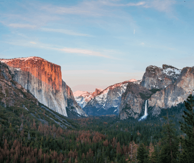 Yosemite National Park Tunnel View at sunset