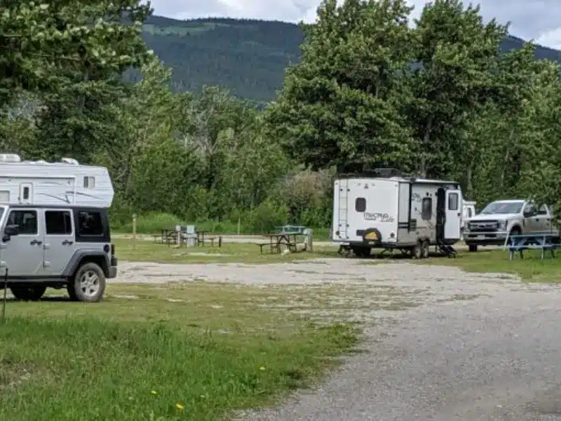 RVs at campsites within Heart of Glacier RV Park.