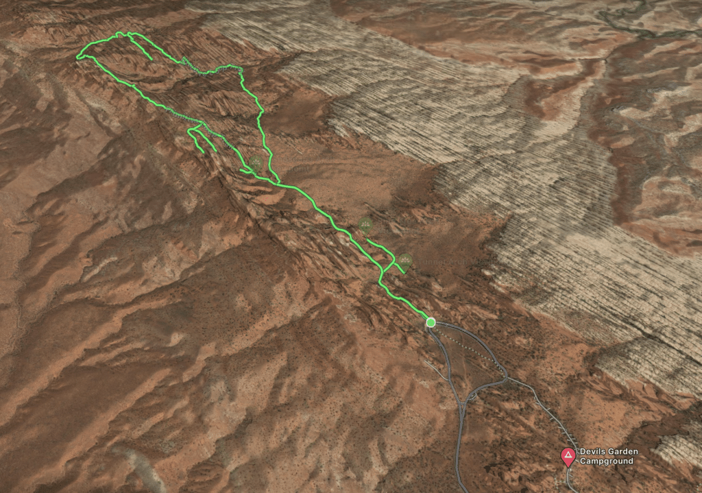 Highlighted route on a map for hiking Devil's Garden Trail
