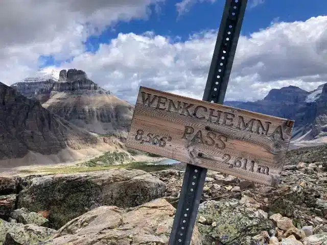 Sign post on hiking trail to Wenkchemna Pass in Banff National Park